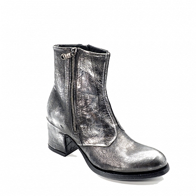 VIPER DISTRESSED SILVER METALLIC ANKLE BOOTS