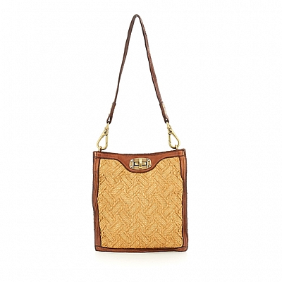 HERRINGBONE STRAW AND LEATHER CROSSBODY POUCH IN COGNAC